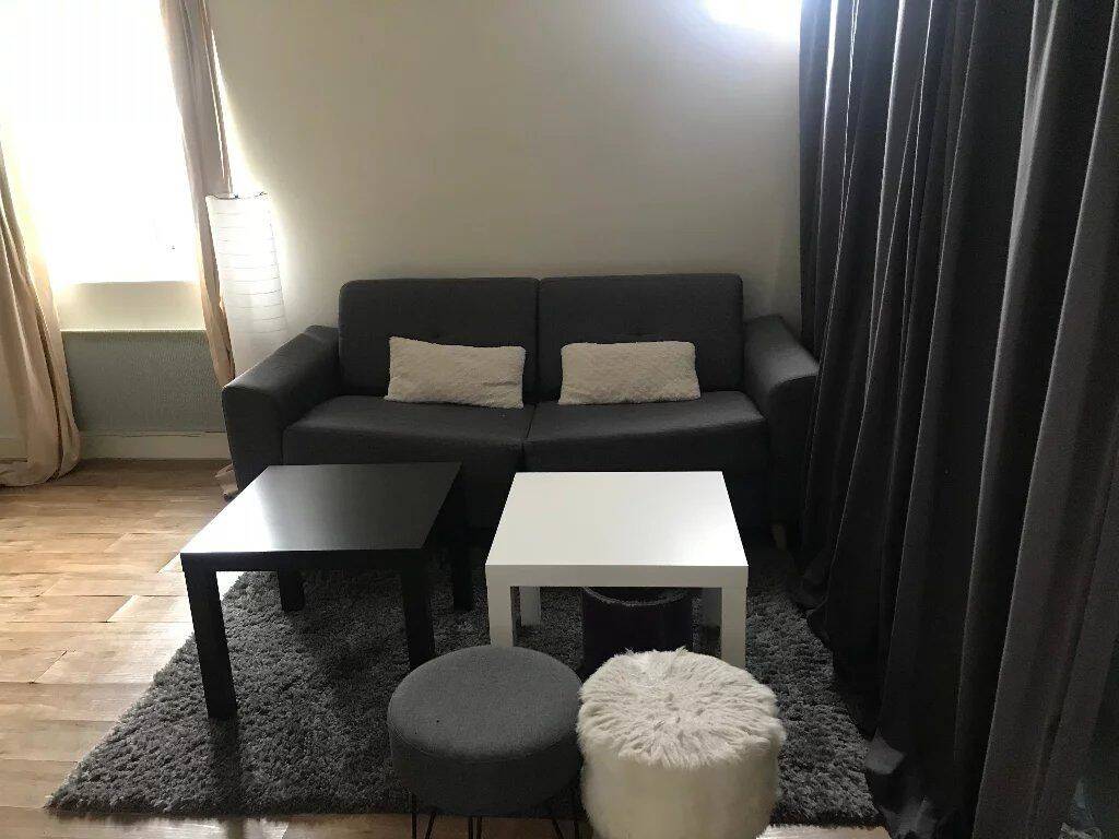 Appartement 1 pièce 25 m² · à Tours · 25,1 m² · 360 €