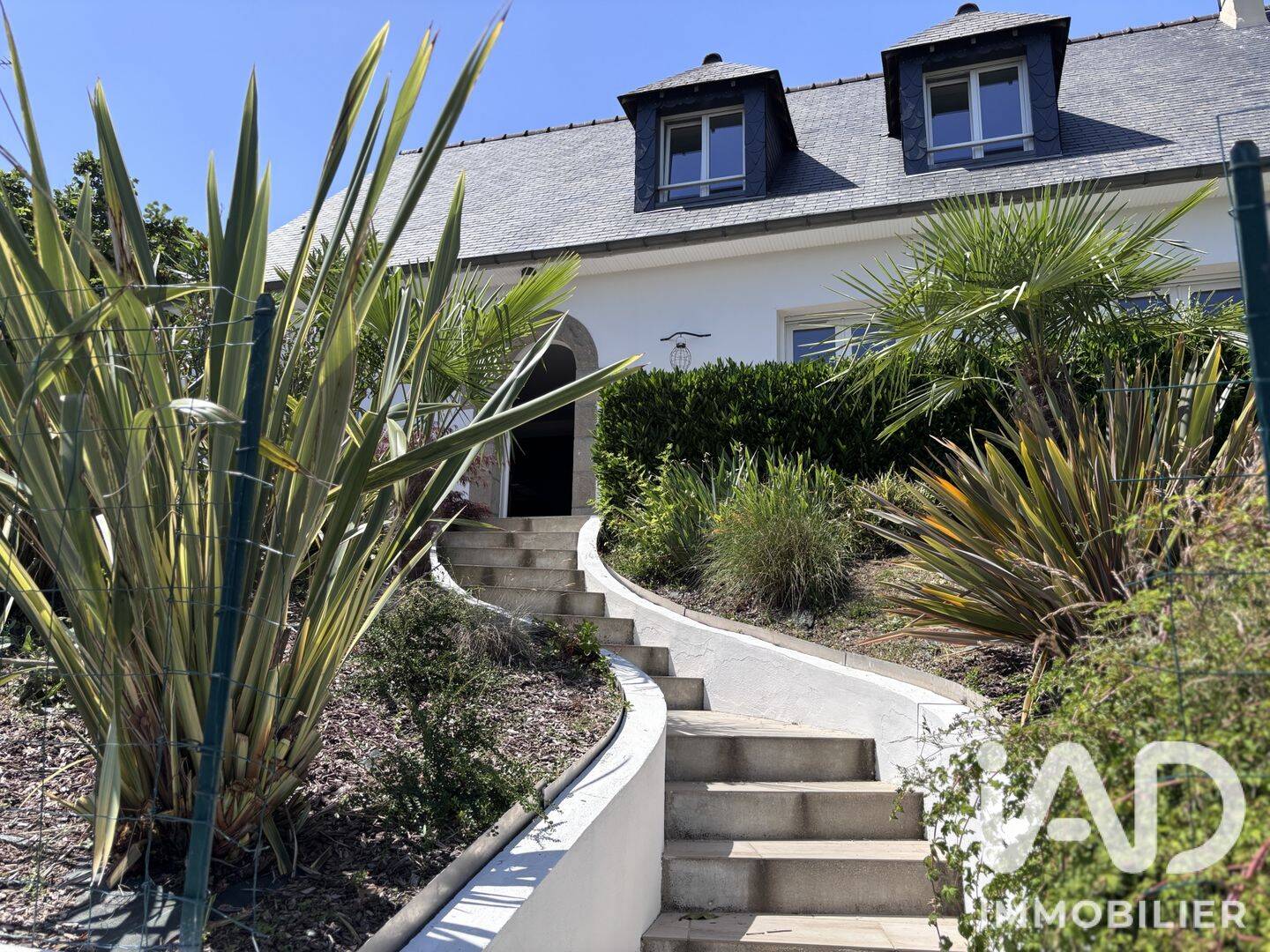 Maison 7 pièces 157 m² · à Ernée · 157 m² · 255 000 €