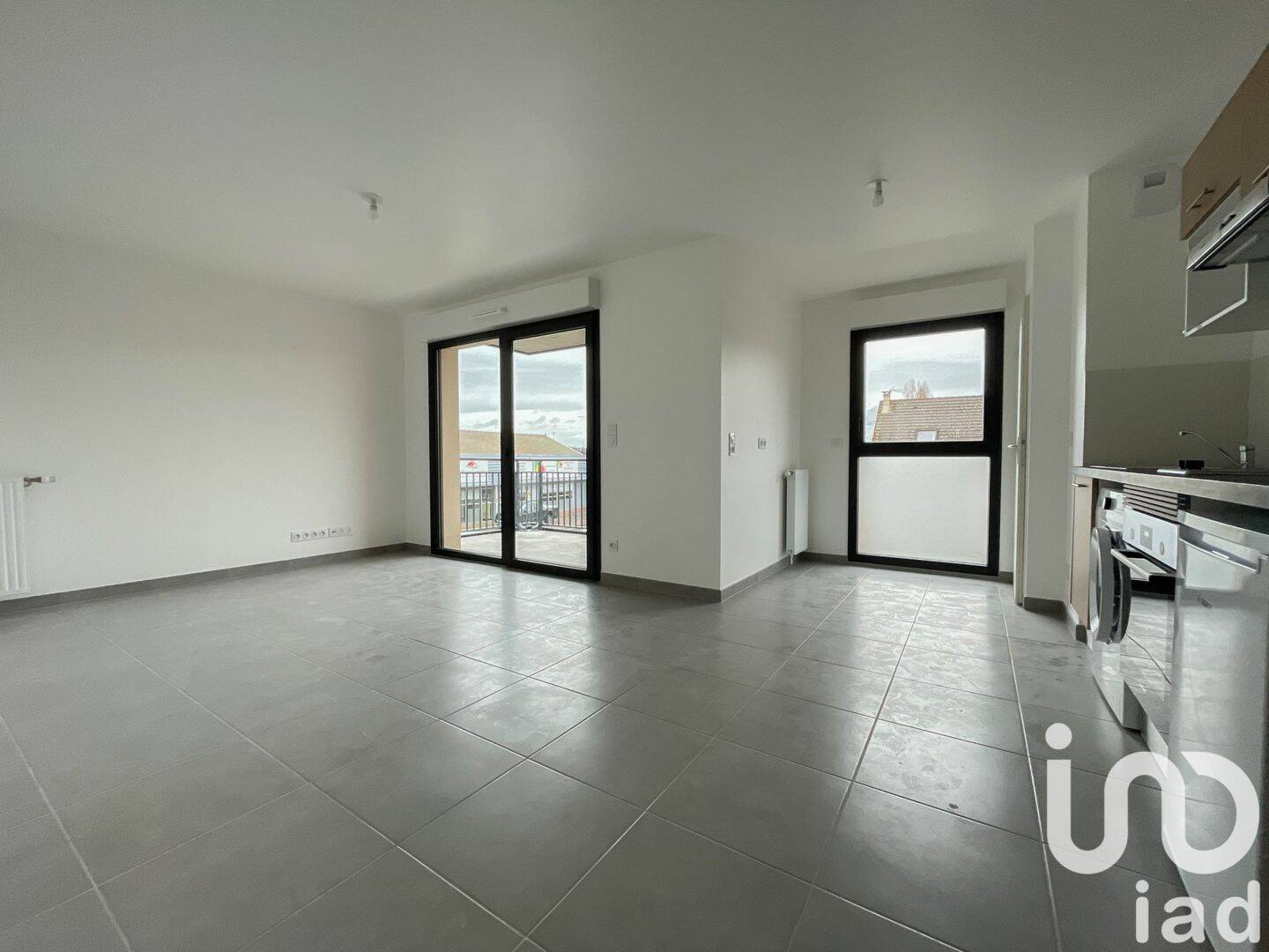 Appartement 3 pièces 61 m² · à Grand-Couronne · 61 m² · 770 €