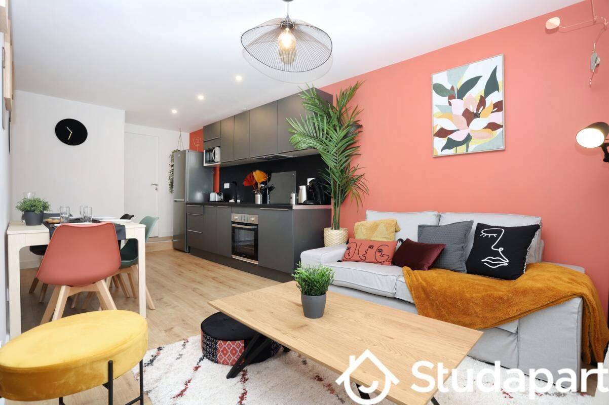 1 pièce 9 m² · à Nantes · 9 m² · 560 €