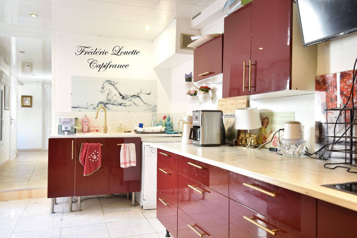Maison 9 pièces 218 m² · à Fontaine-sur-Ay · 218 m² · 245 000 €