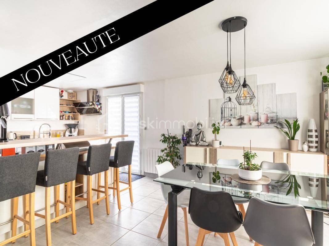 Maison 7 pièces 155 m² · à Crevin · 154,8 m² · 375 000 €