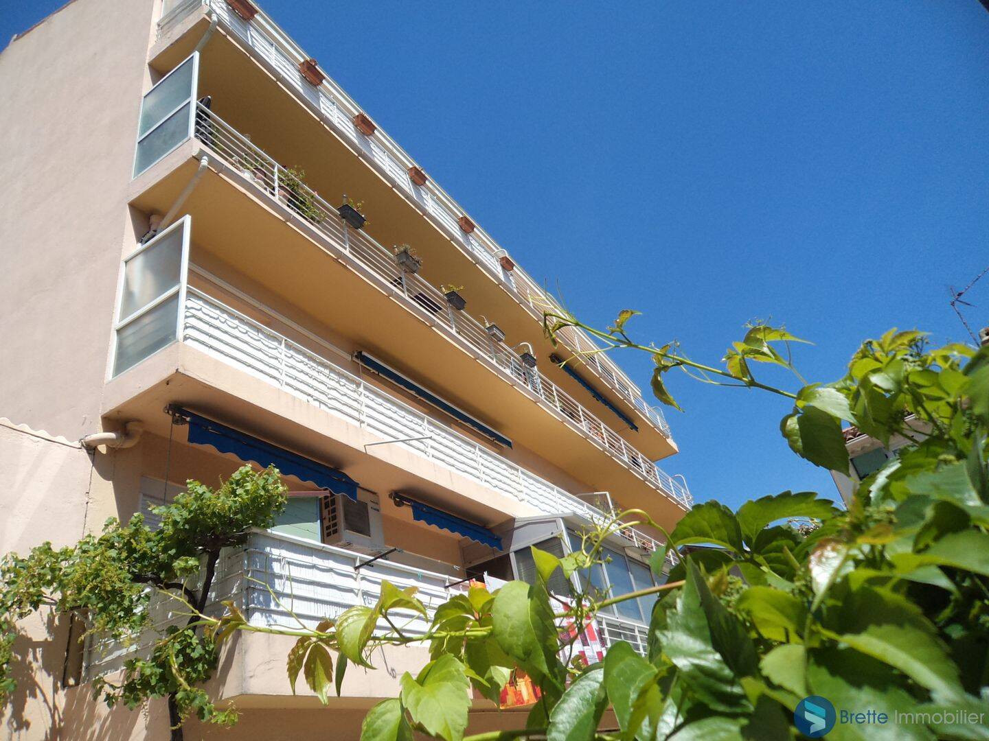Appartement 3 pièces 76 m² · à Toulon · 75,7 m² · 977 €/mois