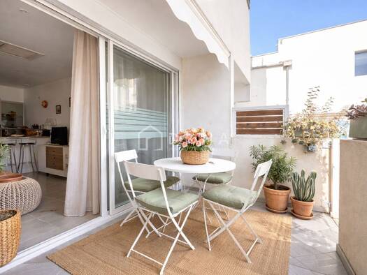 Appartement à vendre 200 000 € 2 pièces 1 chambre 38 m² RDC/4 Nord Le Grau-du-Roi 30240