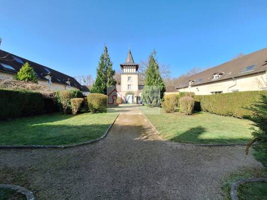 Appartement à vendre 185 000 € 5 pièces 3 chambres 102,7 m² 1er étage Fitz-James 60600