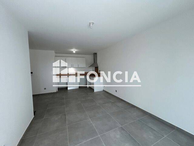 Appartement 3 pièces 61 m² · à Istres · 60,5 m² · 940 €