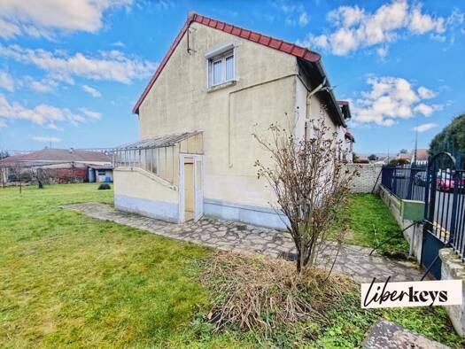 Maison à vendre 179 000 € 5 pièces 3 chambres 65 m² 419 m² de terrain Saint Laurent-Les Roncettes Crépy-en-Valois 60800