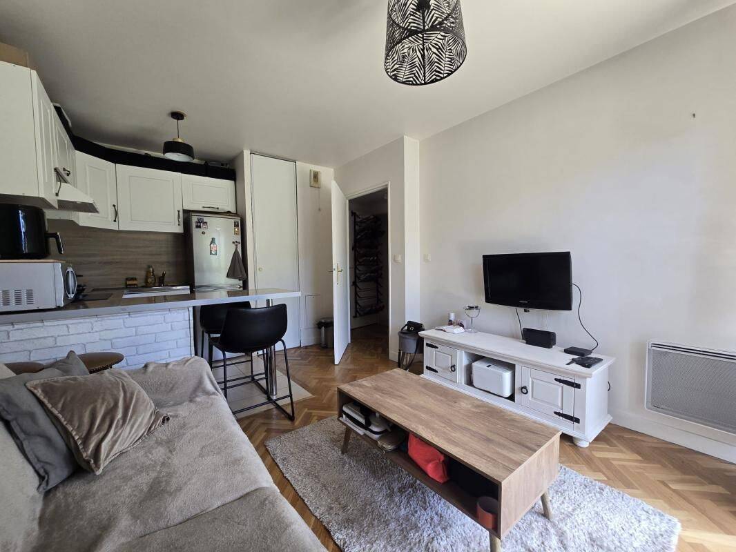 Appartement 2 pièces 31 m² · à Montévrain · 31 m² · 887 €