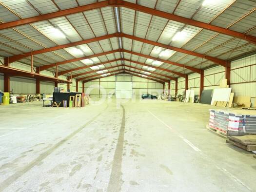 Entrepôt à louer 3 000 € 1 000 m² d'espace de stockage L'Abergement-de-Cuisery 71290