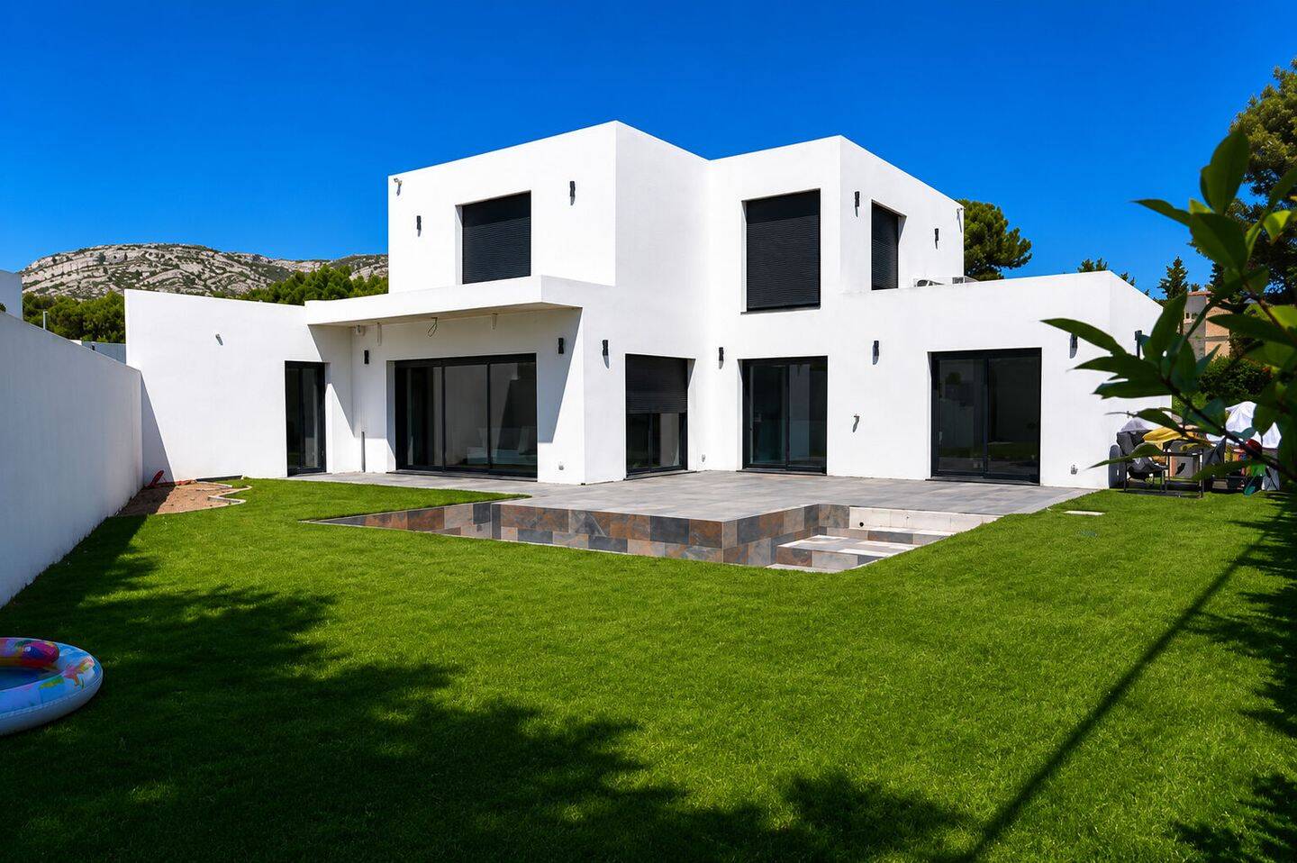Maison 5 pièces 150 m² · à Aubagne · 150 m² · 849 000 €