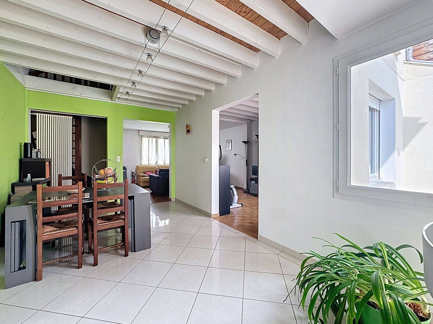 Maison 5 pièces 105 m² · à Bègles · 105 m² · 343 200 €