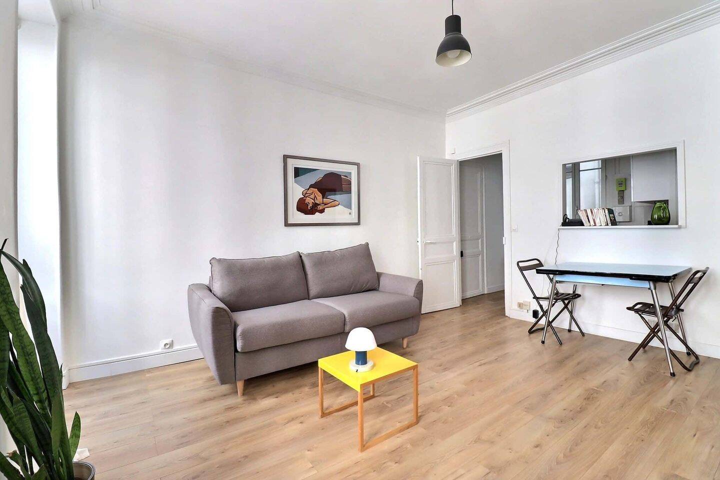 Appartement 1 pièce 27 m² · à Paris 18ème Arrondissement · 27 m² · 1 400 €/mois