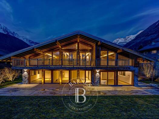 Chalet à vendre 7 000 000 € 7 pièces 5 chambres 338 m² 1 328 m² de terrain Chamonix Sud-Bois du Bouchet Chamonix-Mont-Blanc 74400