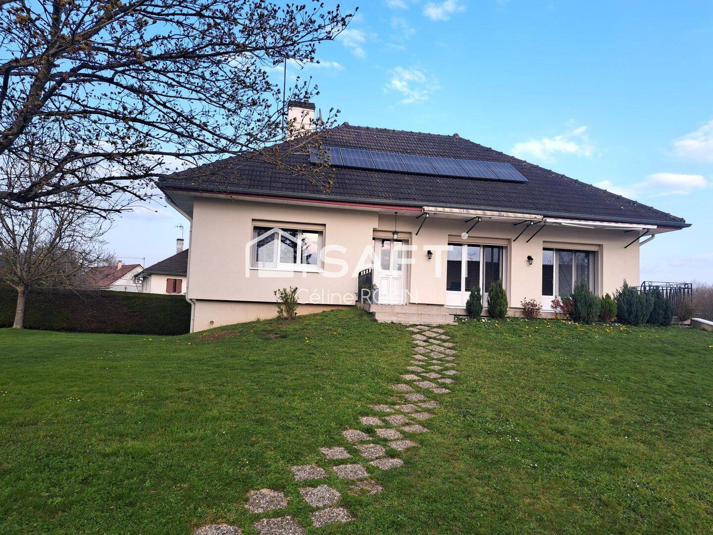 Maison 5 pièces 90 m² · à Mervans · 90 m² · 240 000 €