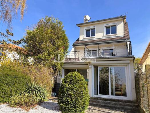 Maison à vendre 535 000 € 6 pièces 4 chambres 149 m² 388 m² de terrain Le Bois du Luat Eaubonne 95600