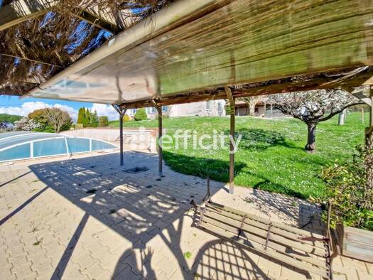 Pavillon à vendre 270 000 € 7 pièces 4 chambres 137,6 m² 2 000 m² de terrain Lagarrigue 47190