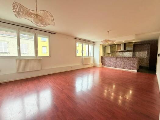 Duplex à vendre 170 000 € 6 pièces 5 chambres 140 m² 1 étages République Jarville-la-Malgrange 54140