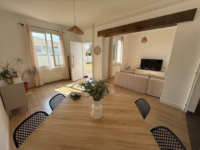 Maison 5 pièces 103 m² · à Saint-Aigulin · 103 m² · 139 000 €