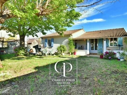 Maison de plain-pied à vendre 358 000 € 3 pièces 2 chambres 80 m² 504 m² de terrain Estrade-Aeroport-Les Beugons Marignane 13700