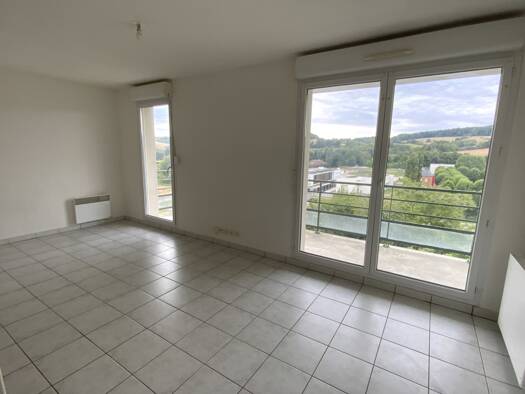 Studio à louer 425 € 1 pièce 32,5 m² Étage -1/2 Les Andelys 27700