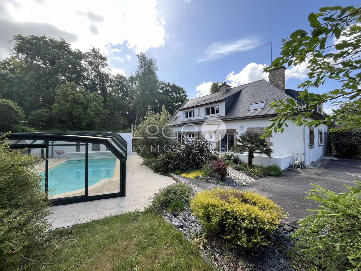 Maison 7 pièces 252 m² · à Guidel · 252 m² · 988 000 €