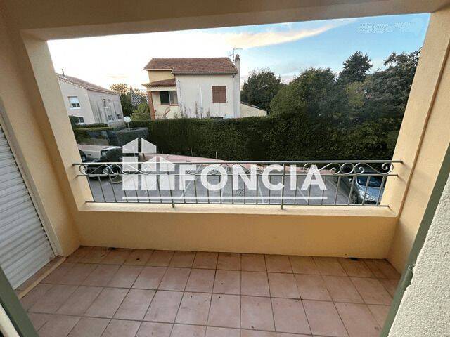 Appartement 2 pièces 57 m² · à Le Beausset · 57,3 m² · 810 €