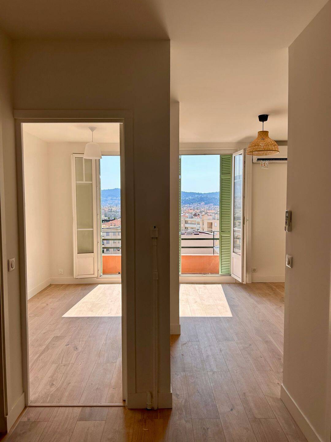Appartement 2 pièces 27 m² · à Nice · 27,3 m² · 900 €