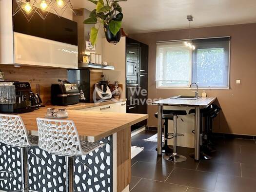 Maison de plain-pied à vendre 359 000 € 8 pièces 5 chambres 173 m² Bouygue Brive-la-Gaillarde 19100