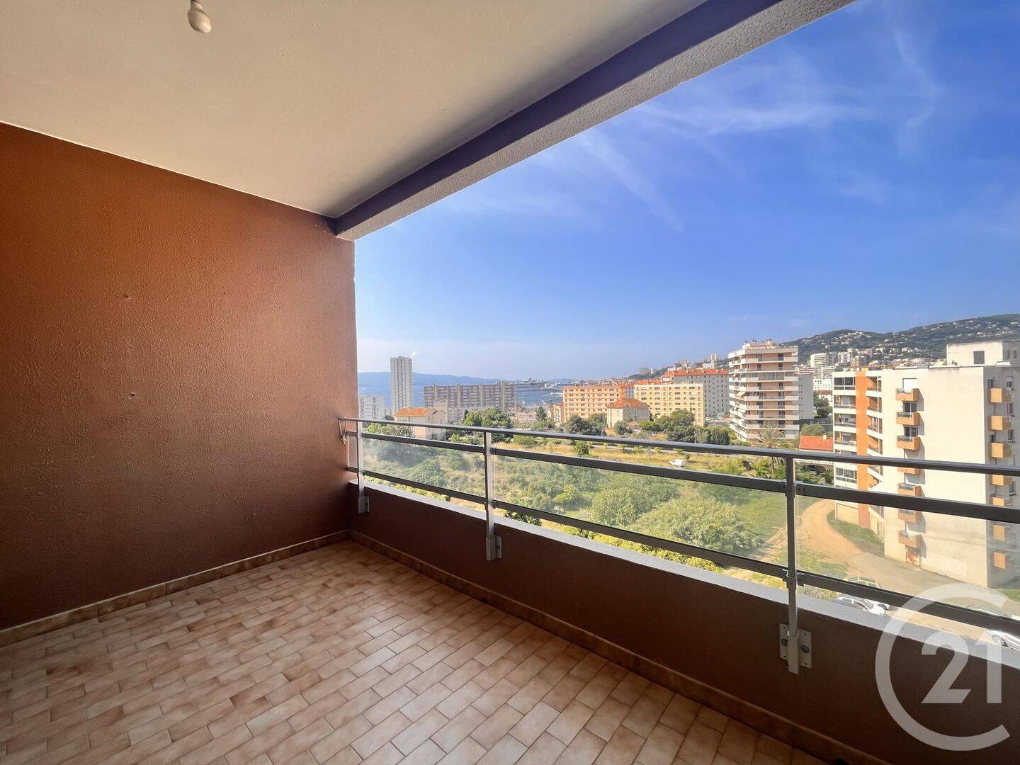 Appartement 4 pièces 98 m² · à Ajaccio · 98 m² · 1 190 €/mois