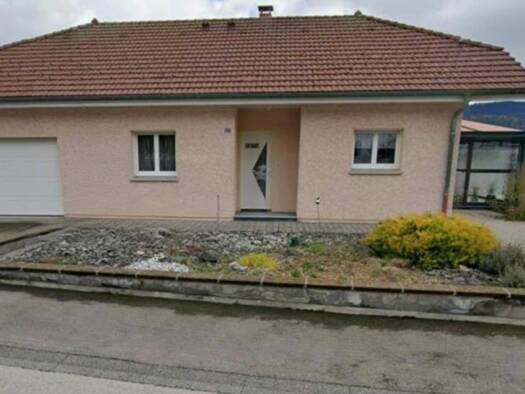 Maison à vendre 440 000 € 4 pièces 2 chambres 120 m² 791 m² de terrain Villers-le-Lac 25130