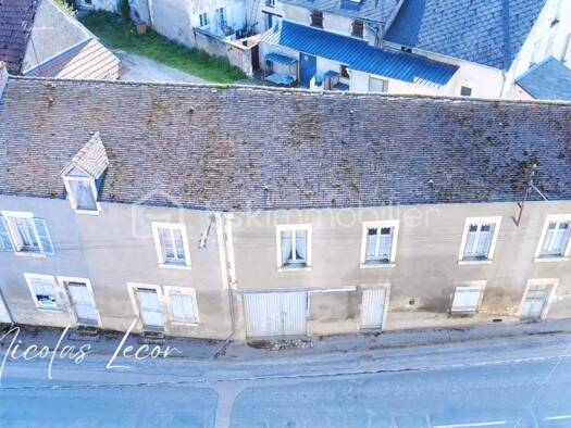 Maison à vendre 60 000 € 6 pièces 4 chambres 185 m² 358 m² de terrain Herry 18140