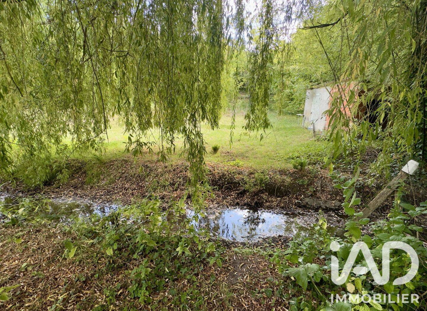 Terrain de 762 m² à La Couronne - photo 2