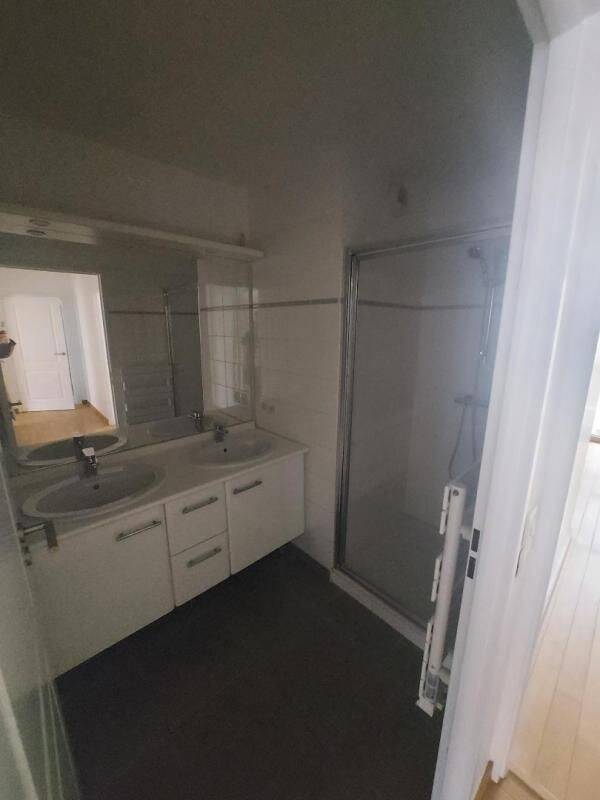 Appartement 5 pièces 114 m² · à Lormont · 114 m² · 1 221 €/mois