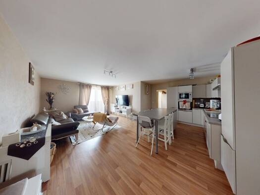 Appartement à vendre 299 000 € 4 pièces 3 chambres 87,3 m² RDC Aubervilliers 93300