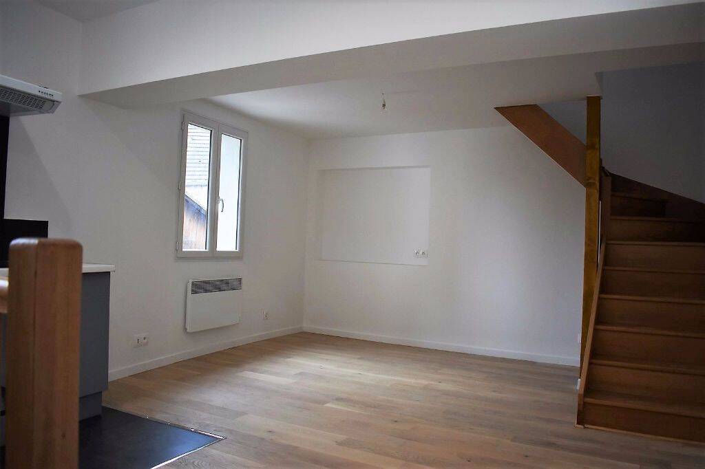 Appartement 2 pièces 35 m² · à Beaumont-sur-Oise · 35 m² · 735 €/mois
