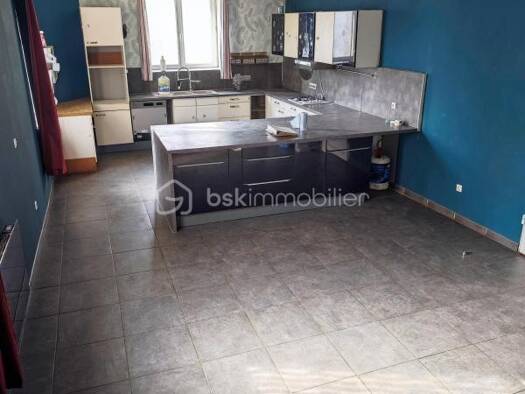 Maison à vendre 93 000 € 8 pièces 6 chambres 168 m² 126 m² de terrain Deville 08800