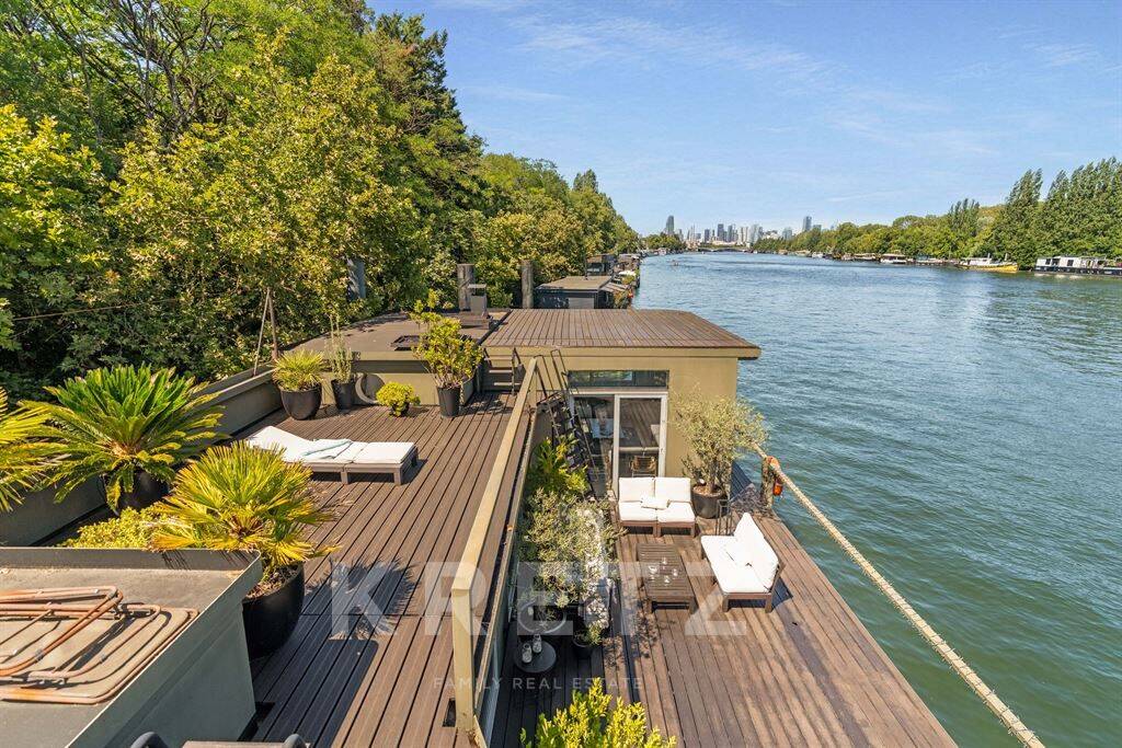 Maison 8 pièces 300 m² · à Saint-Cloud · 300 m² · 1 900 000 €