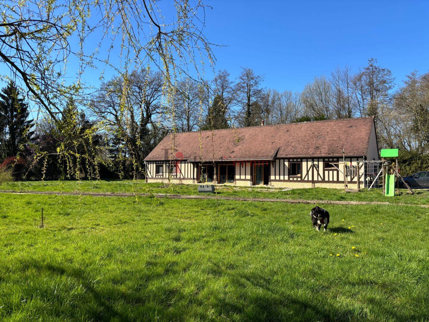 Maison 7 pièces 185 m² · à Bonsmoulins · 185 m² · 235 300 €
