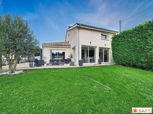 Villa à vendre 440 000 € 7 pièces 4 chambres 148 m² 734 m² de terrain Sainte-Euphémie 01600