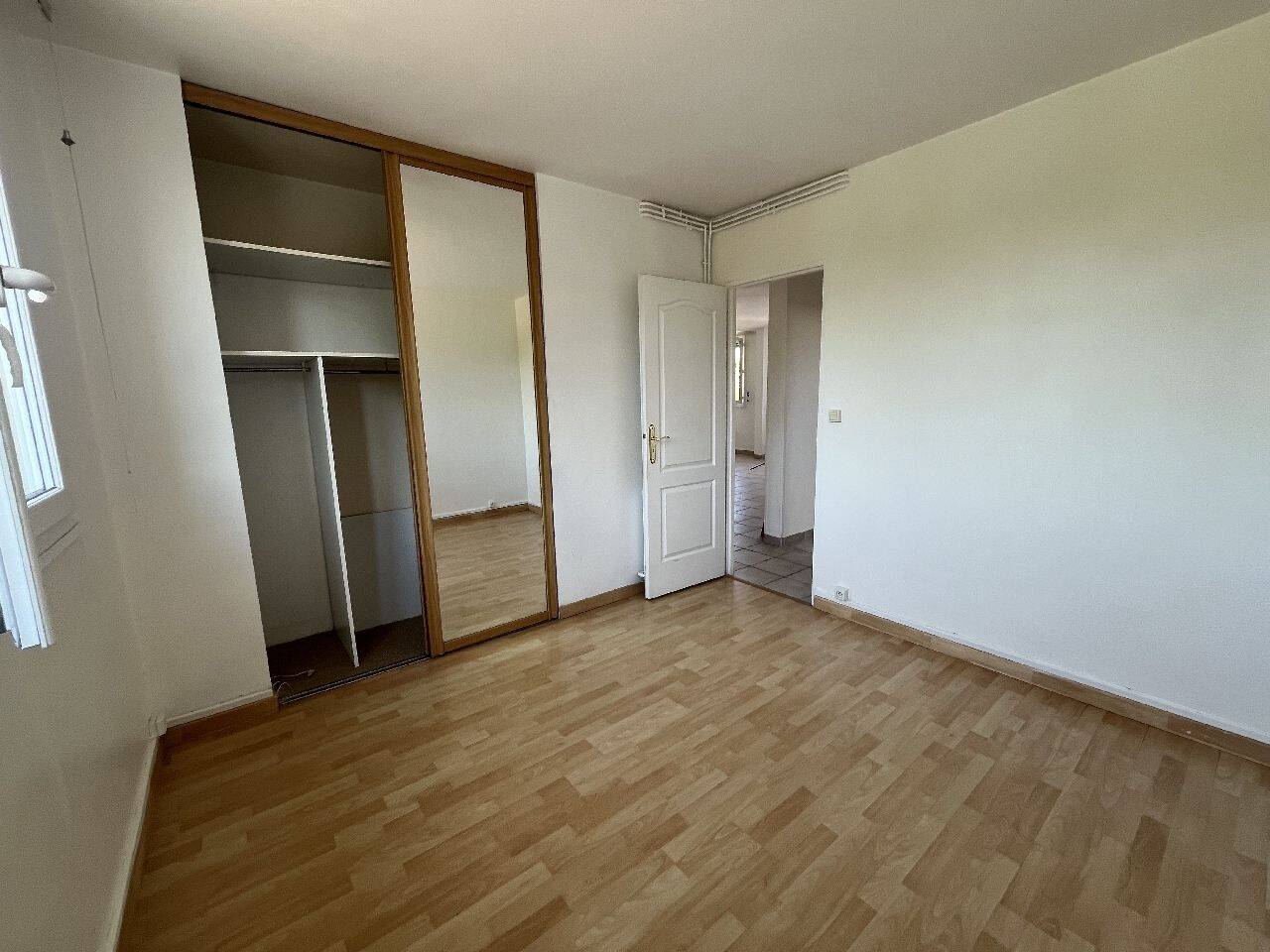 Appartement 3 pièces 67 m² · à Sainte-Geneviève-des-Bois · 67 m² · 971 €/mois