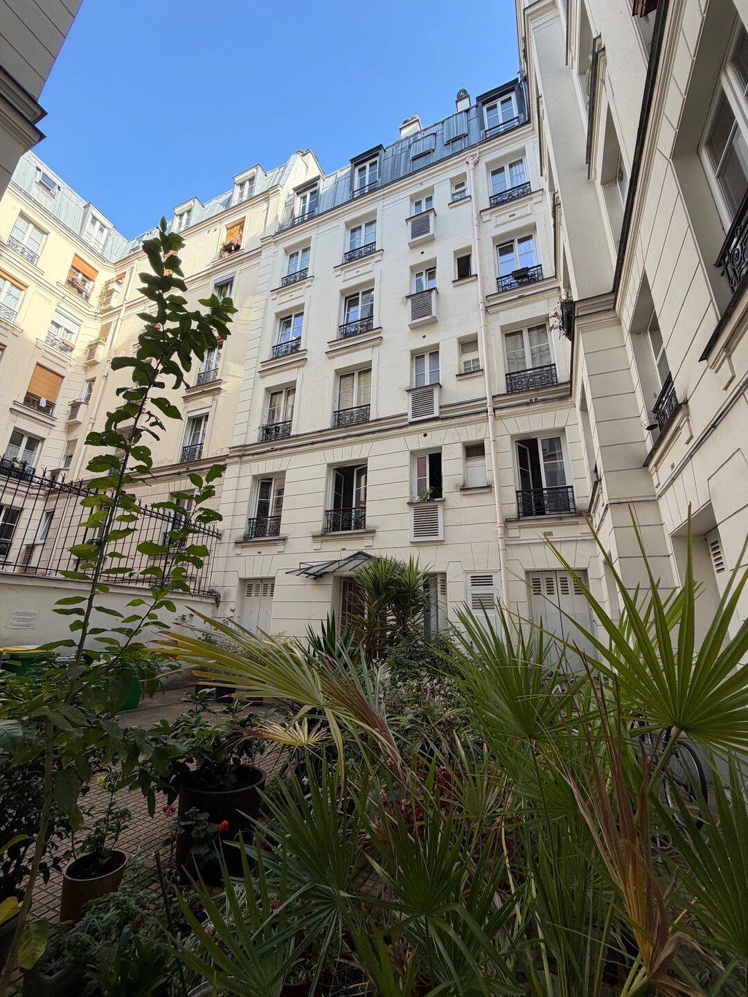 Appartement 2 pièces 28 m² · à Paris 17ème Arrondissement · 28 m² · 254 400 €