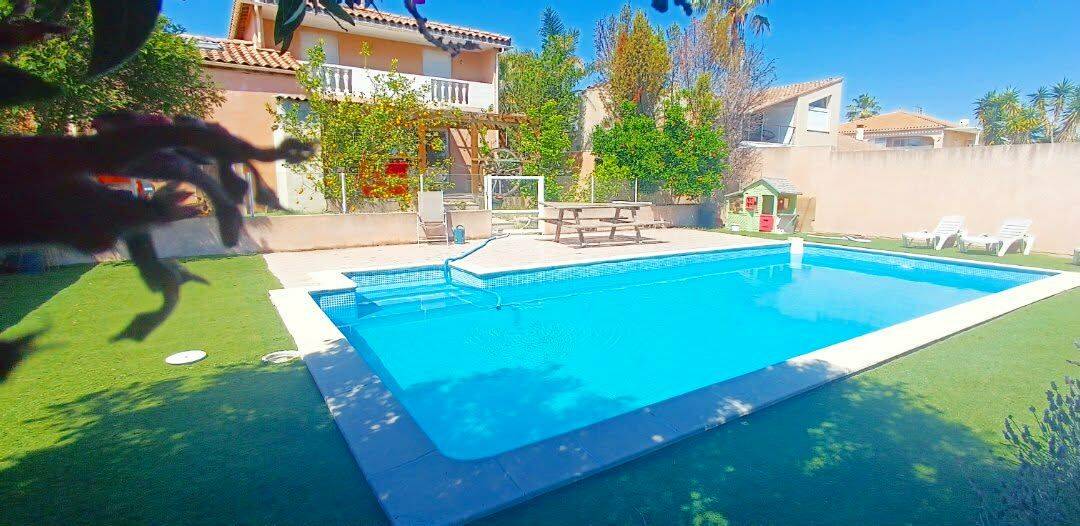 Maison 8 pièces 225 m² · à Perpignan · 225 m² · 417 000 €