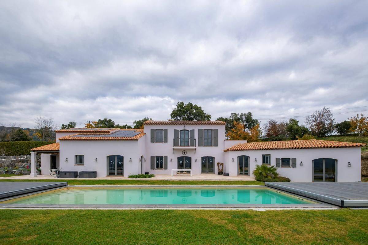 Maison 8 pièces 253 m² · à Le Plan-de-la-Tour · 253 m² · 2 150 000 €
