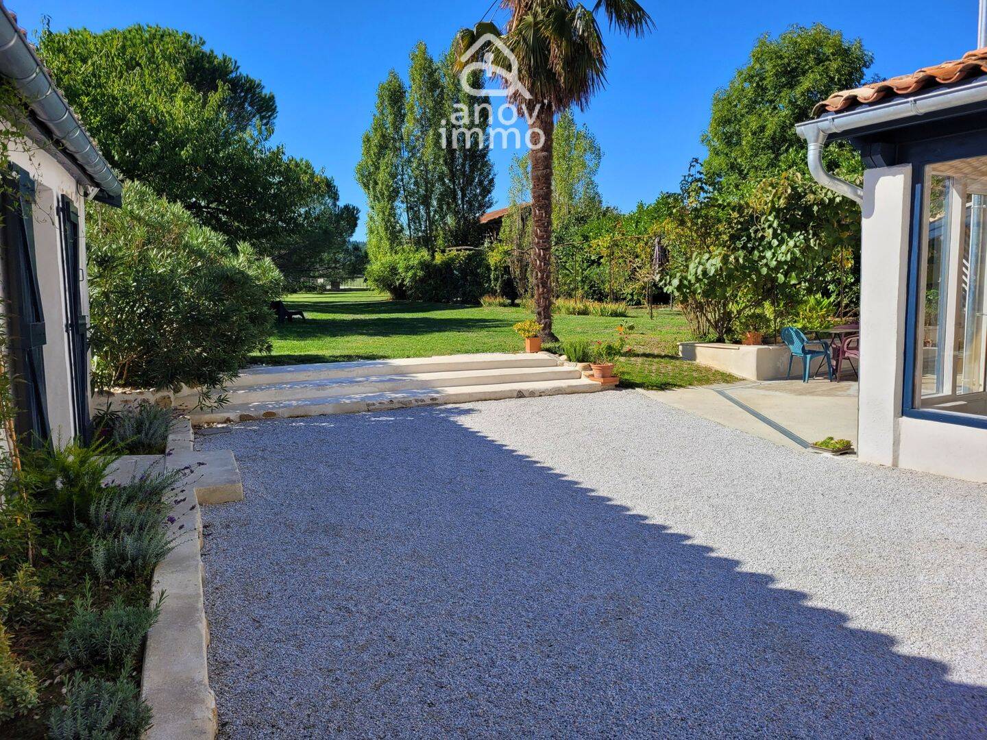 Maison 8 pièces 230 m² · à Rieucros · 230 m² · 493 000 €
