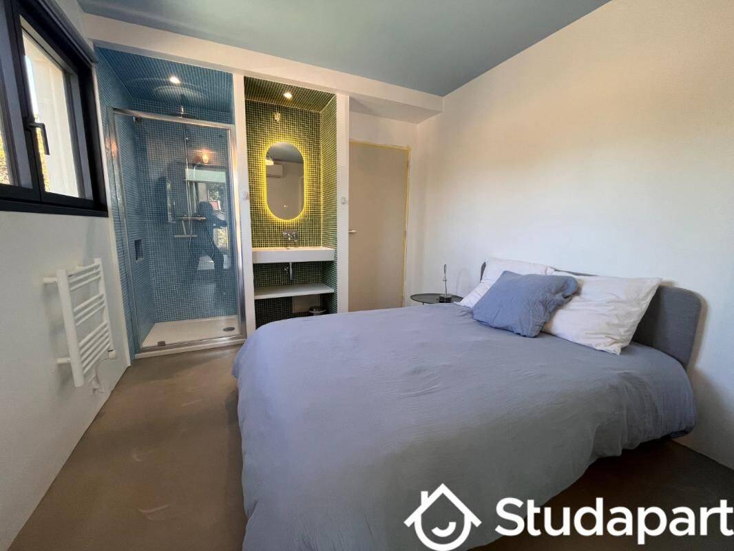 Appartement 1 pièce 18 m² · à Villeneuve-lès-Avignon · 18 m² · 450 €
