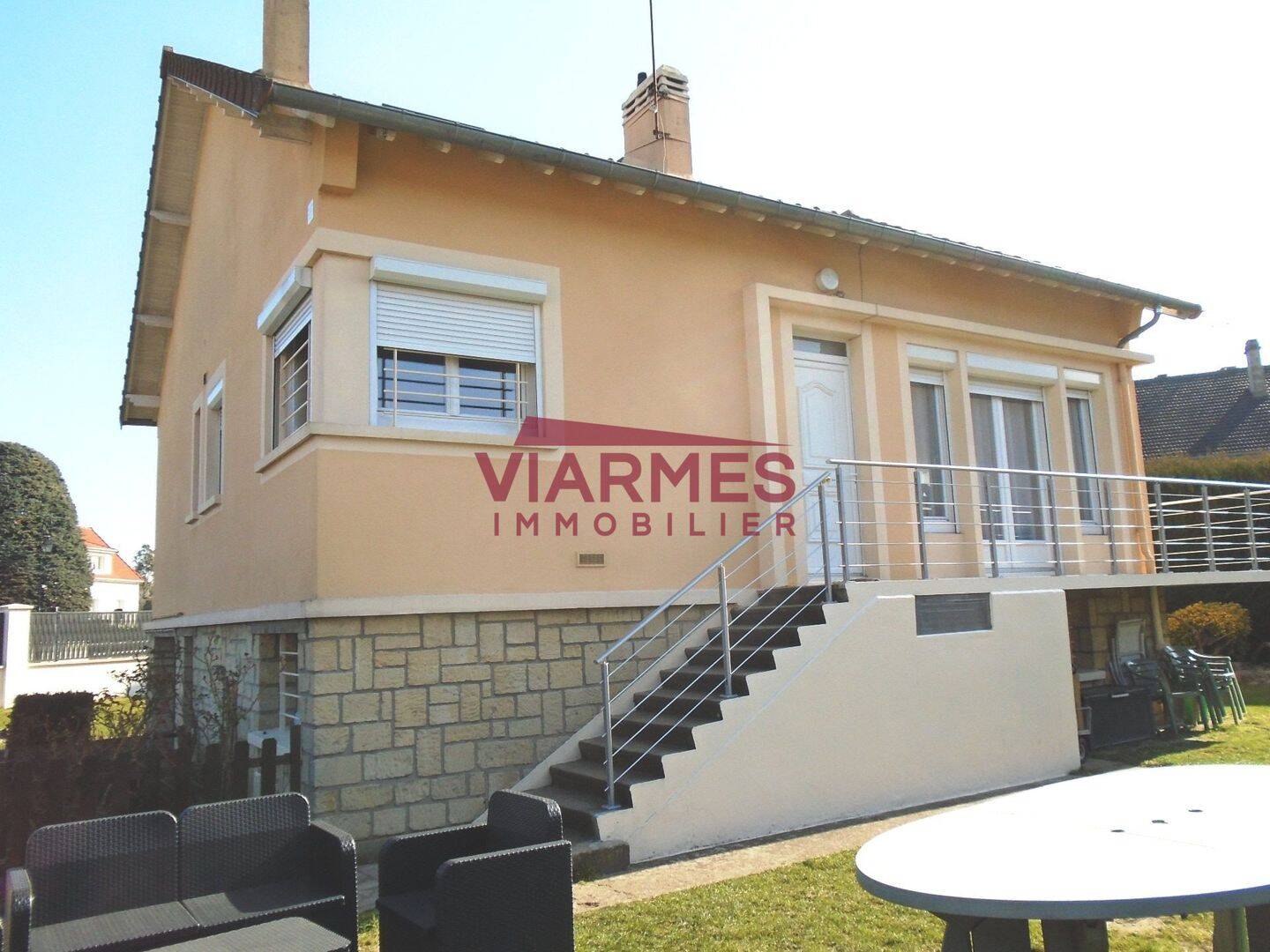 Maison 7 pièces 160 m² · à Viarmes · 160 m² · 379 000 €