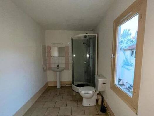 Maison à louer 760 € 5 pièces 4 chambres 115 m² Centre Moderne Moulins 03000