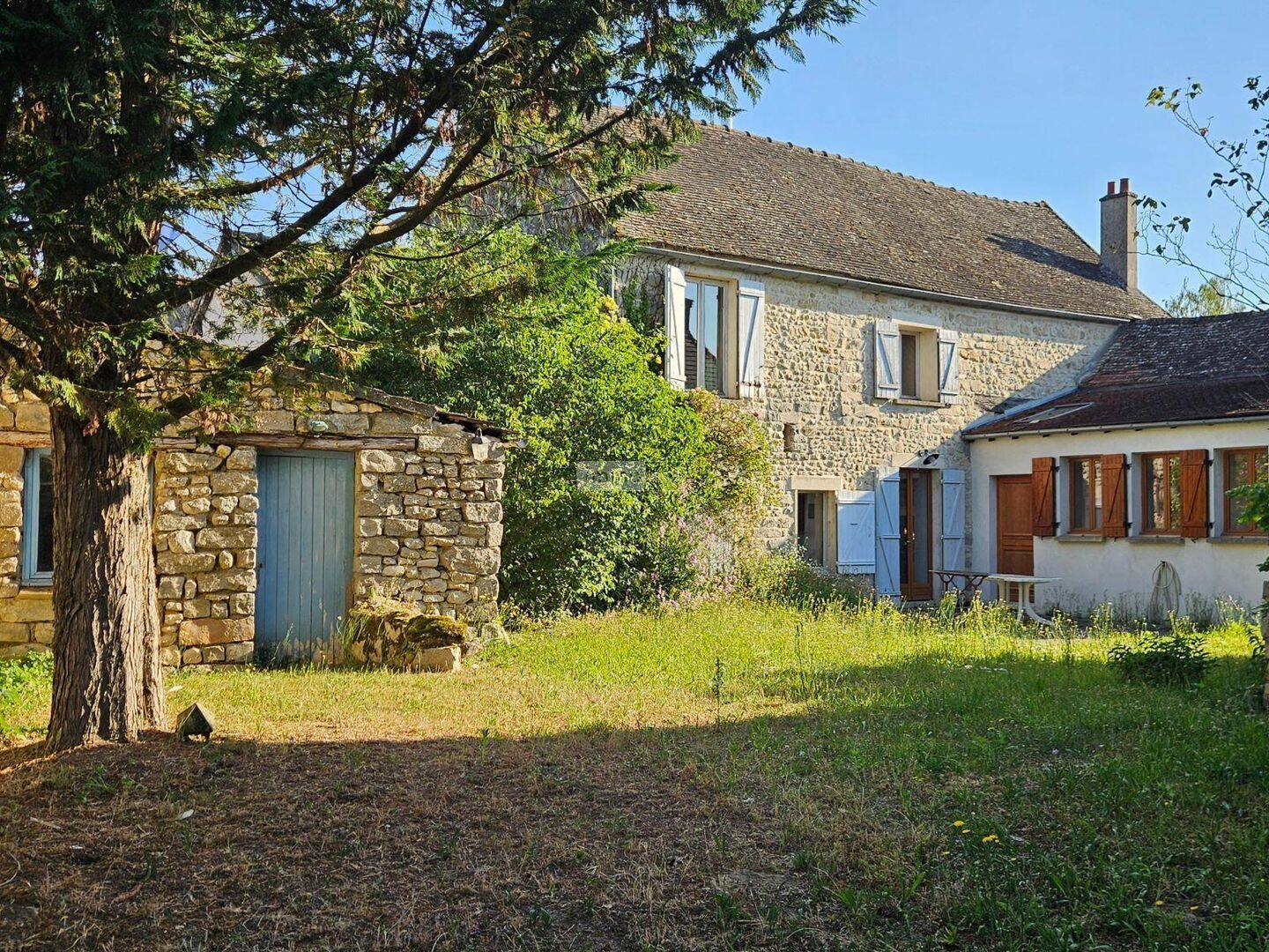 Maison 6 pièces 175 m² · à Videlles · 175 m² · 283 000 €