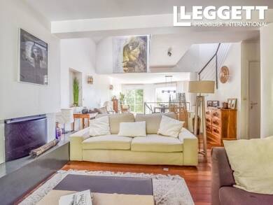 Maison à vendre 998 000 € 8 pièces 4 chambres 240 m² 611 m² de terrain ZAC de Vaupepins Verrières-le-Buisson 91370