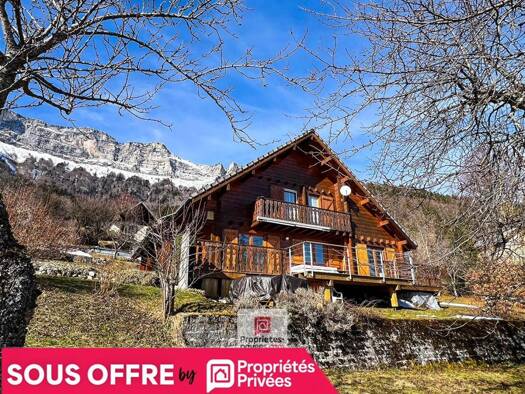 Maison à vendre 573 000 € 6 pièces 4 chambres 169,6 m² 978 m² de terrain Saint-Hilaire 38660